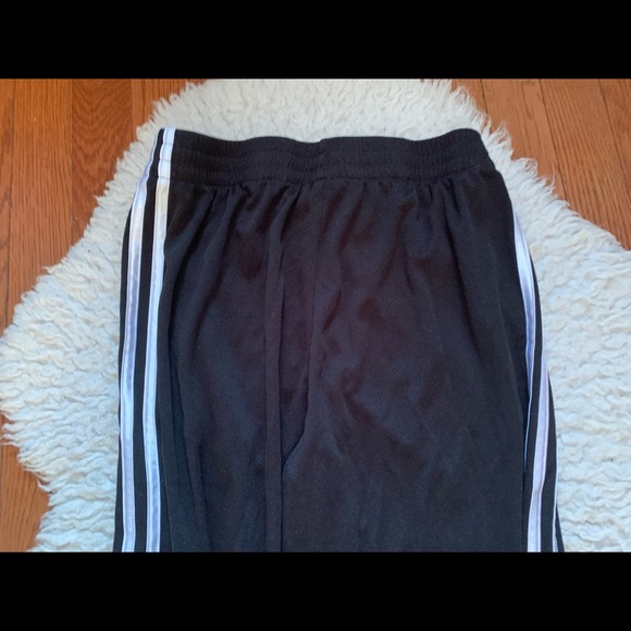 ADIDAS kids XL/ladies XS/S 3 stripe drawstring track pants - Picture 6 of 9